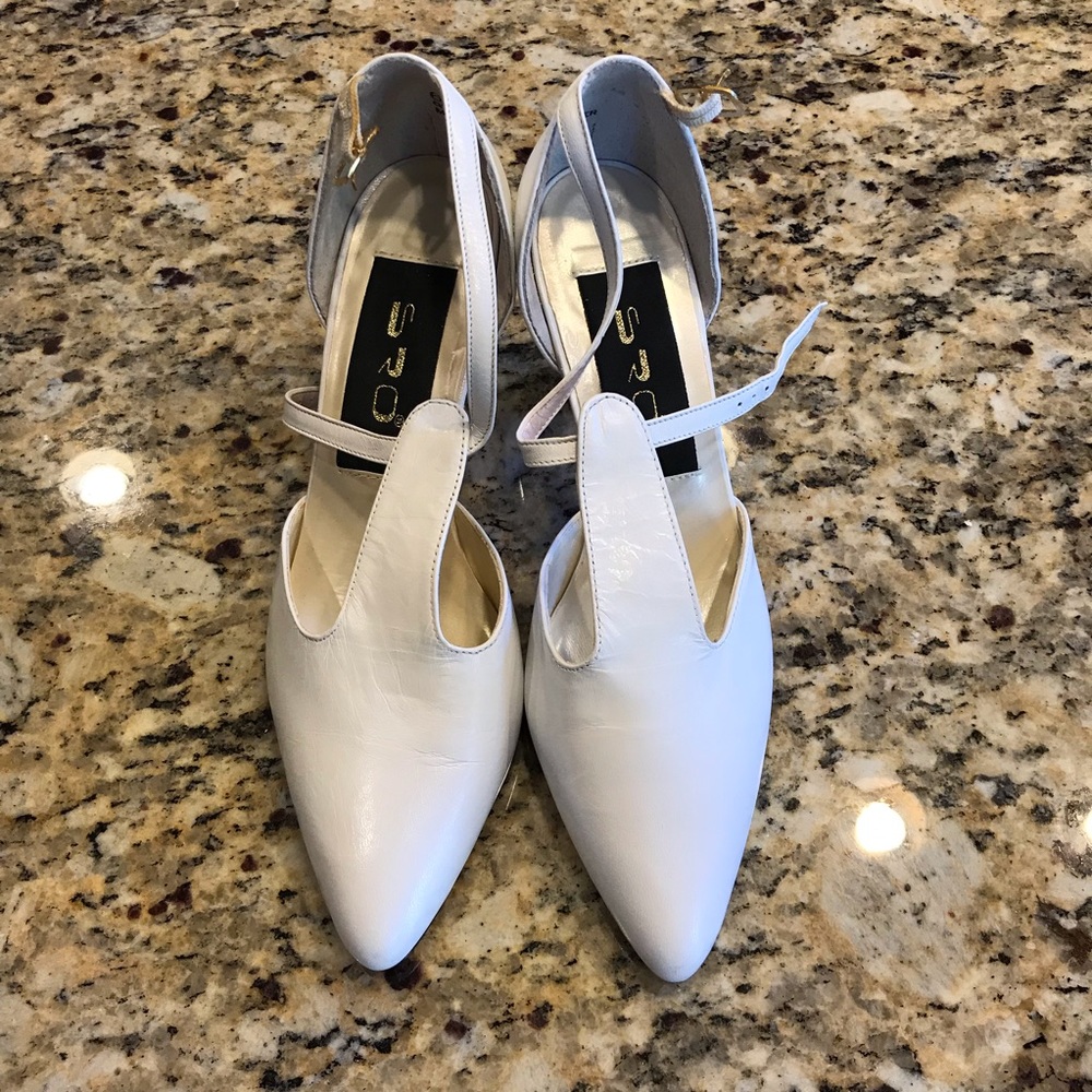 New without Tags White leather heels